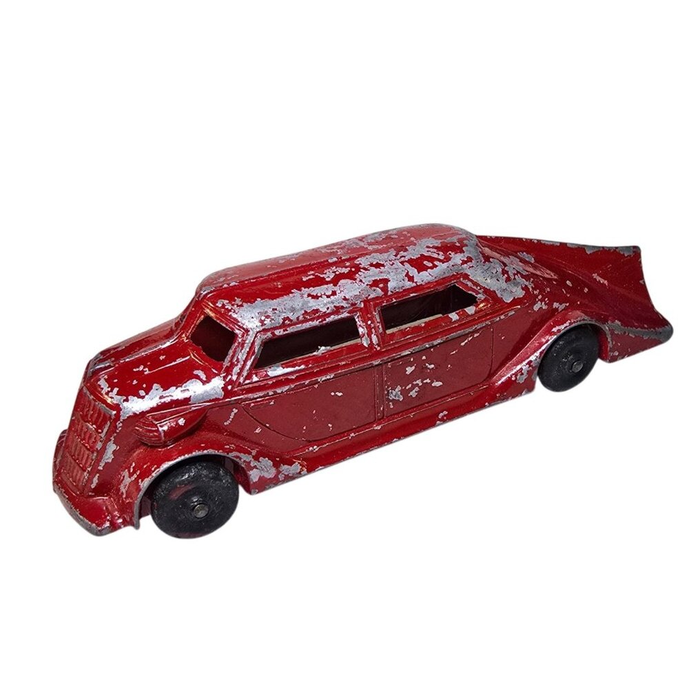 Manoil Toys 705 Diecast Futuristic Sedan Streamline Car of the Future 1930s Red